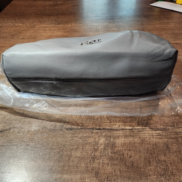 Badgley Mischka Gray Wrapped Frame Clutch - Picture 3 of 8